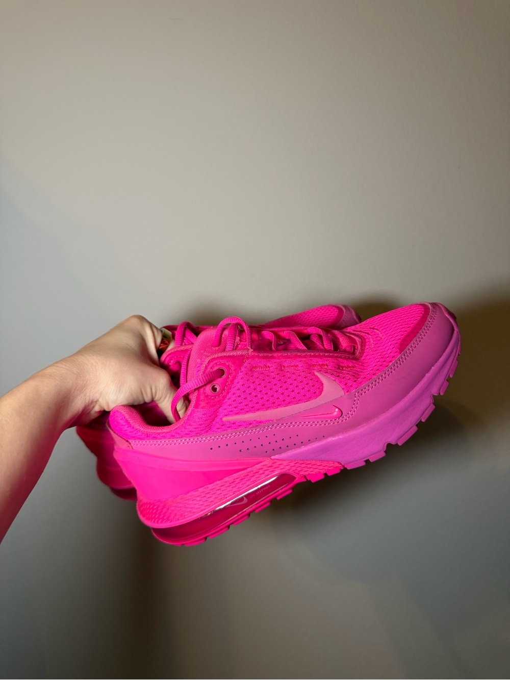 Nike Air Max Pulse Size 6 BRAND NEW